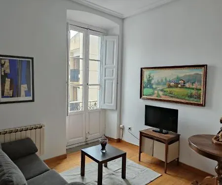 Apartment Pimo La Pola Salas (Asturias)
