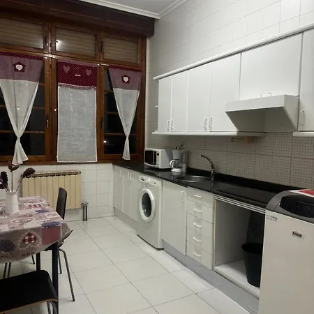 Apartment Pimo La Pola Salas (Asturias)