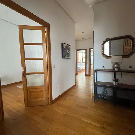 Pimo La Pola Salas (Asturias)